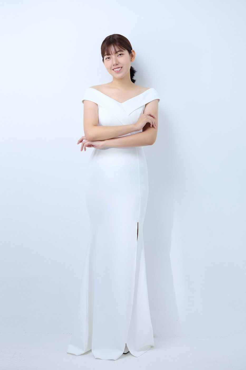 SiHyun Uhm full-length portrait